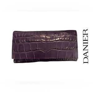 Danier Genuine Leather Tri-Fold Wallet in Purple Alligator‎ All-in-one design